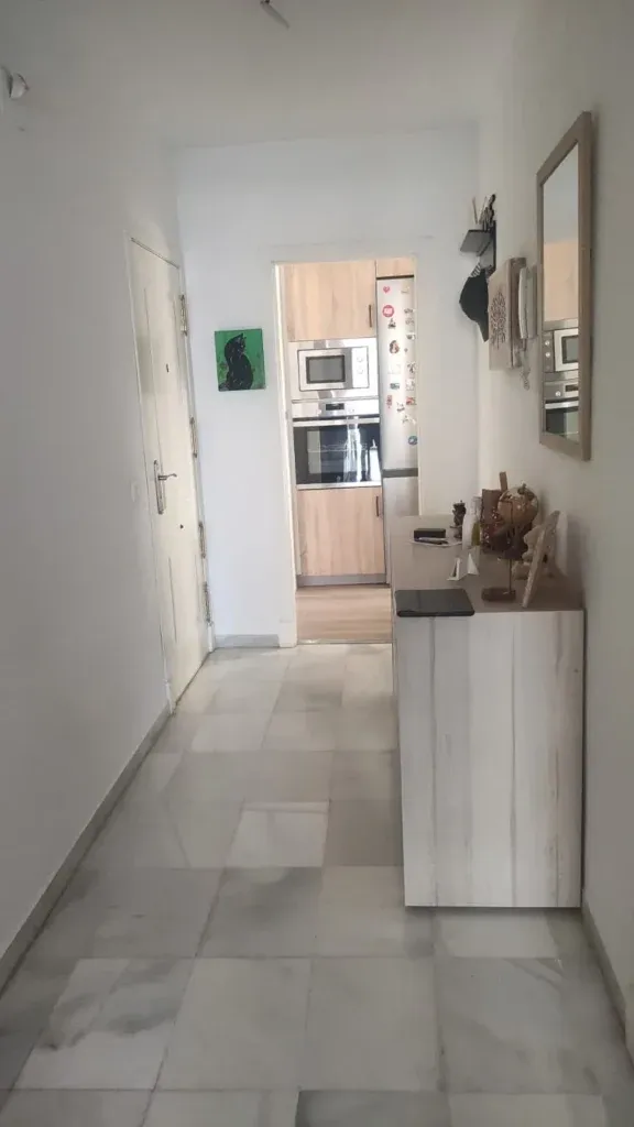 Piso amplio en Nueva Andalucía, Marbella, cerca de Puerto Banús