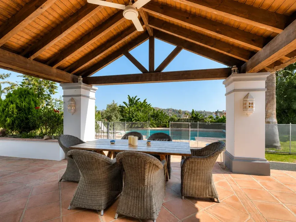 Villa independiente de lujo en primera línea de golf en Mijas Golf