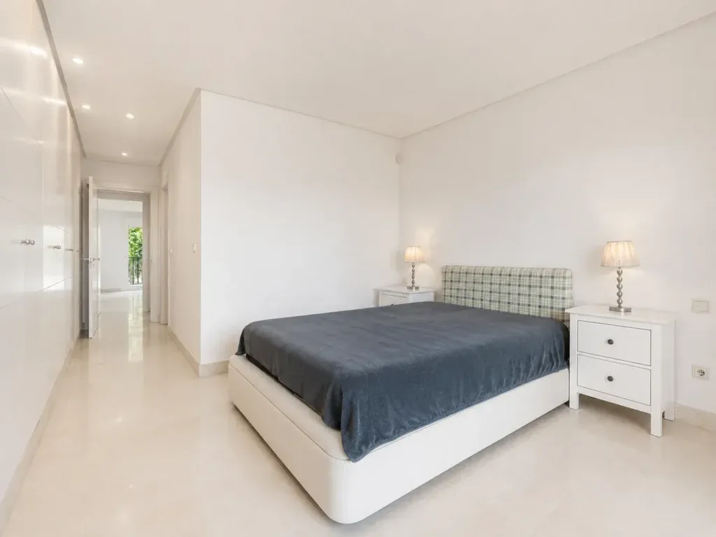 Apartamento de lujo en Vista Real, Nueva Andalucía, Marbella