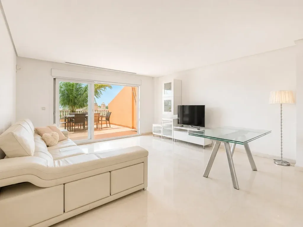 Apartamento de lujo en Vista Real, Nueva Andalucía, Marbella