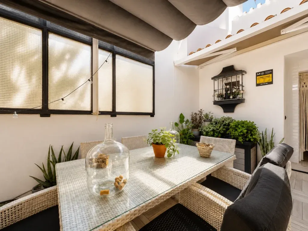 Chalet adosado casi nuevo en Viña Málaga
