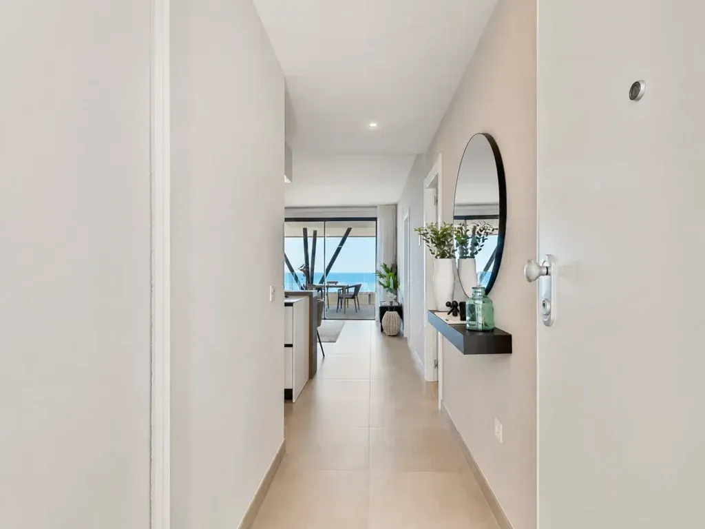 Apartamento nuevo y moderno en Carvajal, Fuengirola, Málaga