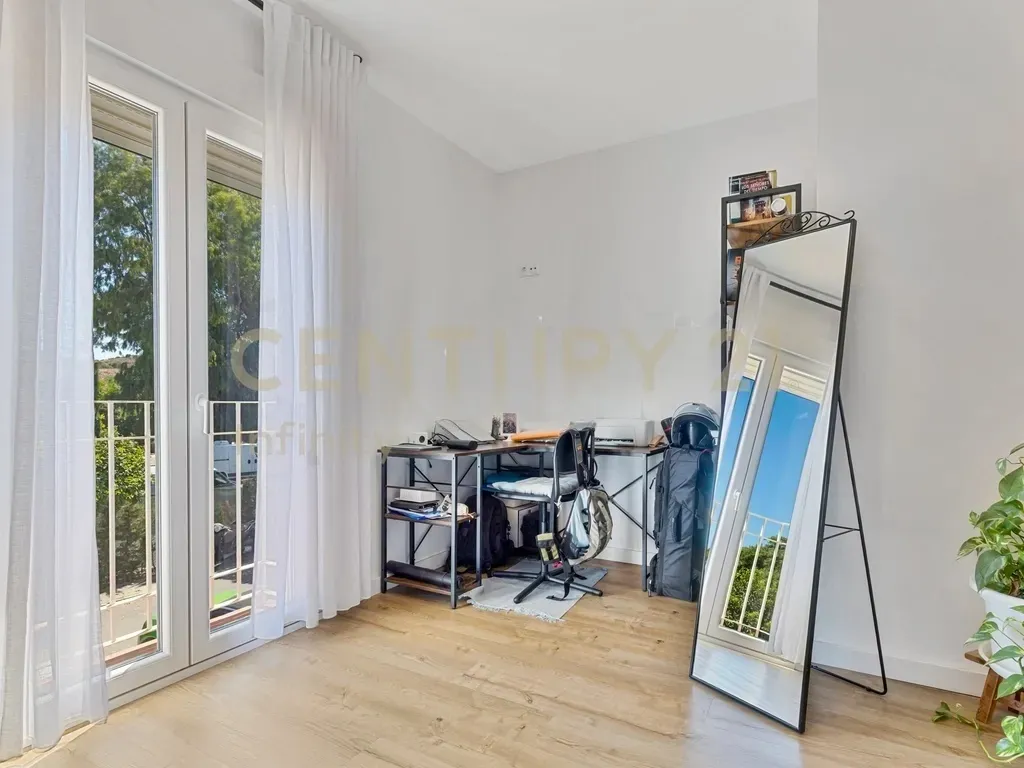 Adosado reformado en Mijas Golf | Piscina, vistas al golf y paneles solares