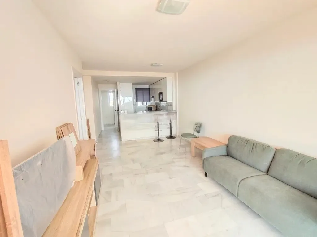 Bajo de 3 dorm. con 60 m² de exterior y garaje – Hacienda de Casares