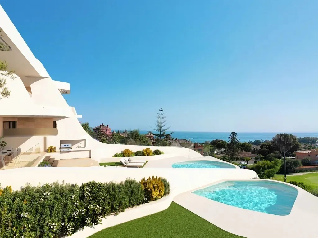Golden Eight: Un Refugio Exclusivo de Lujo Moderno en la Costa del Sol