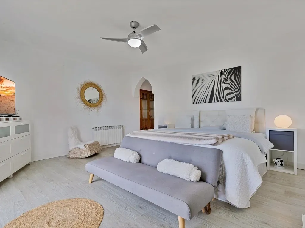 Impresionante Villa Independiente de 5 Dormitorios en San Pedro de Alcántara, Marbella
