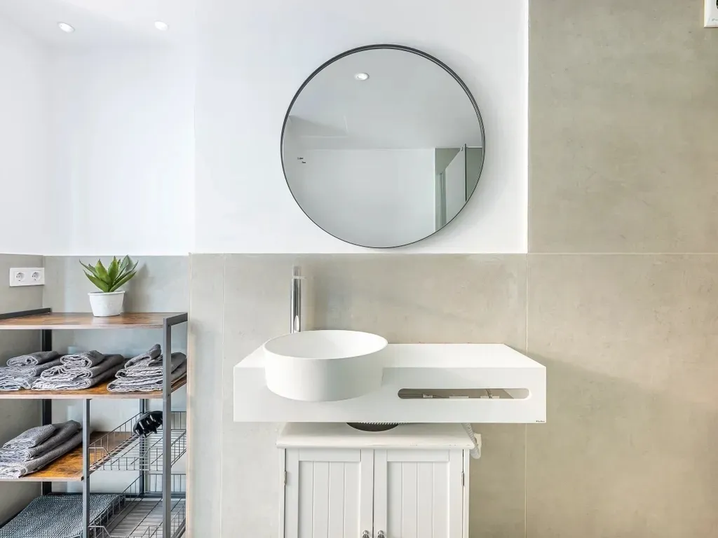 Elegante apartamento en Nueva Andalucía, Marbella, a solo 5 minutos a pie de Puerto Banús