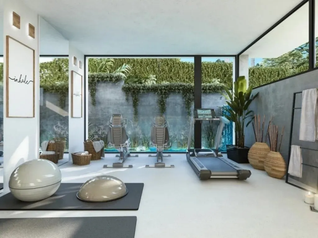 Modern villas on the front line of the golf course