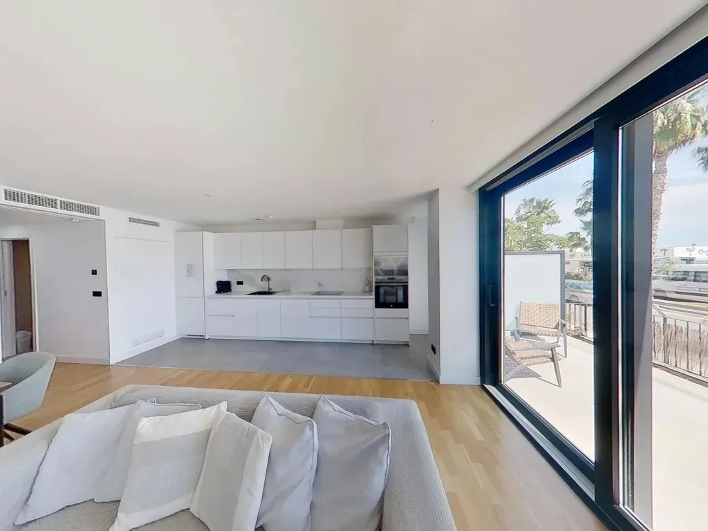 ☀️Exclusivo apartamento de temporada en primera línea de playa en La Malagueta