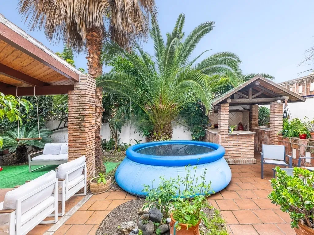 Casa independiente con encanto a pasos de la playa en San Pedro Alcántara