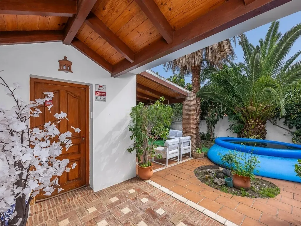 Casa independiente con encanto a pasos de la playa en San Pedro Alcántara