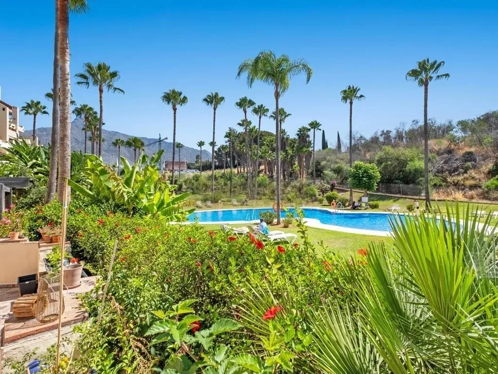 Espectacular Apartamento en Venta en la Milla de Oro – Lomas de Marbella Club