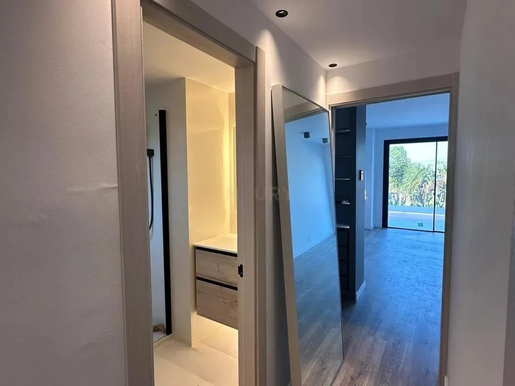 Villa Acqua: 4 bedroom villa on the New Golden Mile, Estepona