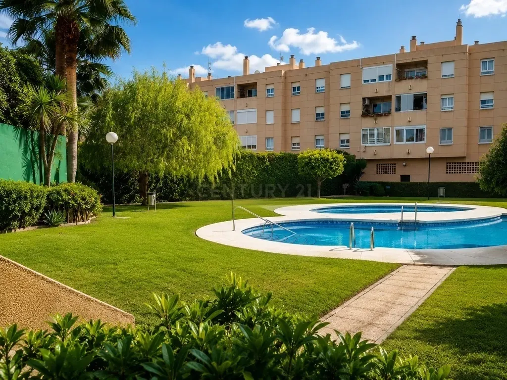 Espectacular apartamento en primera línea de playa en Guadalmar