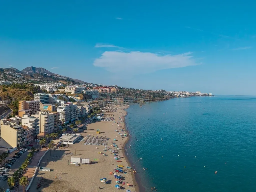 Apartment for sale on Calle Skandia, Los Boliches Fuengirola.