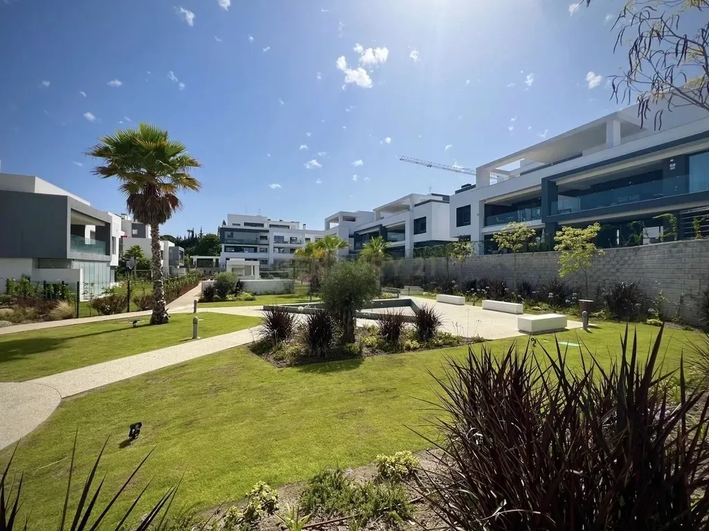 Exclusivo Ático en Vanian Gardens, Selwo, Estepona