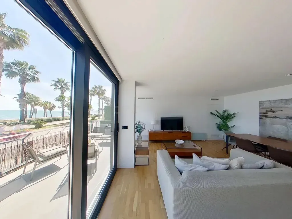 ☀️Exclusivo apartamento de temporada en primera línea de playa en La Malagueta