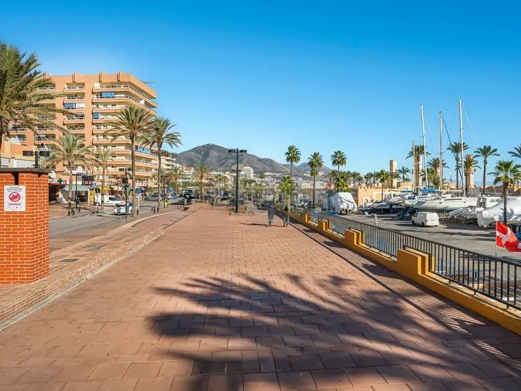 Apartment for sale on Calle Skandia, Los Boliches Fuengirola.