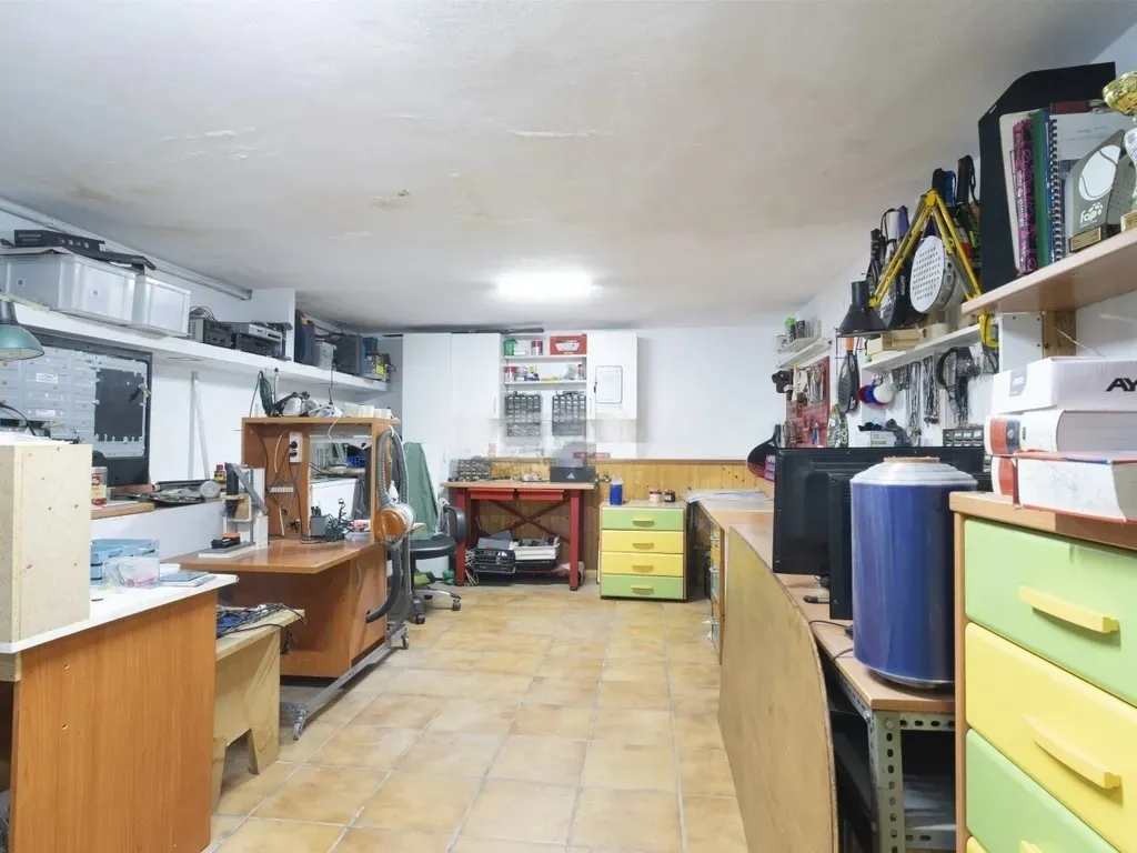 Casa de 4 dormitorios con altillo de 56 m², terraza privada y excelente conexión en Campanillas