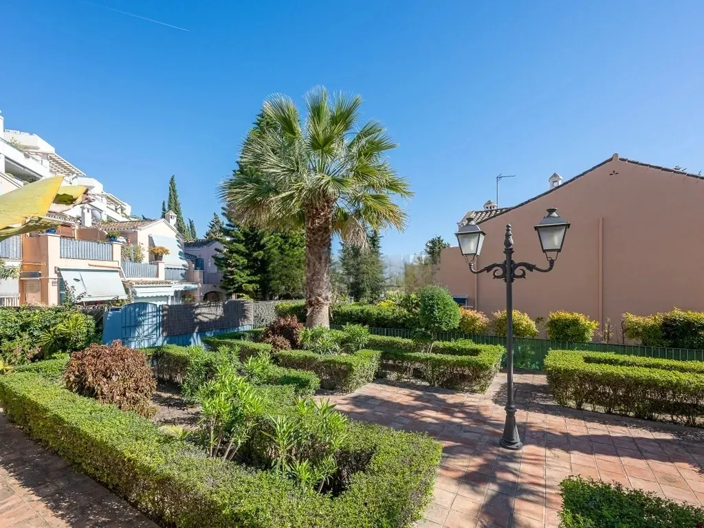 Disfruta tu hogar en la mejor zona de Marbella!