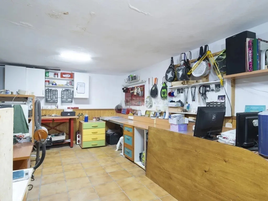 Casa de 4 dormitorios con altillo de 56 m², terraza privada y excelente conexión en Campanillas