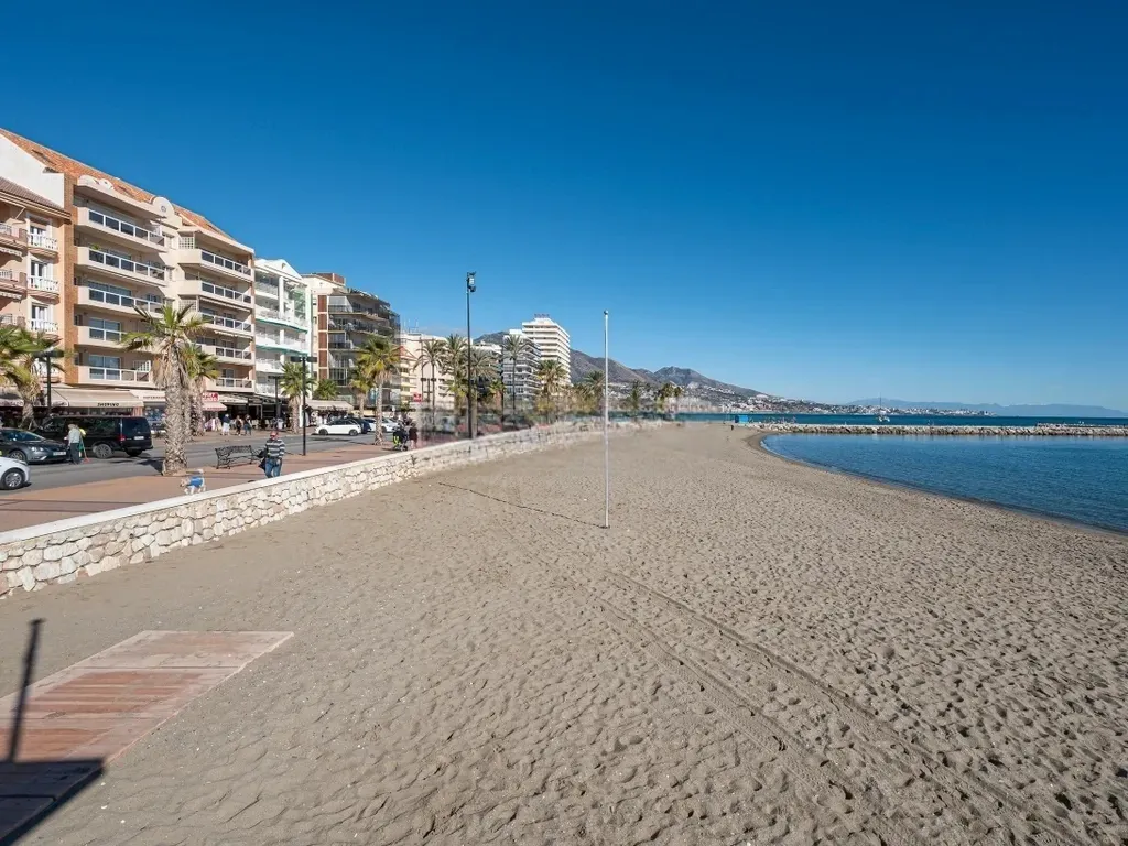 Apartment for sale on Calle Skandia, Los Boliches Fuengirola.