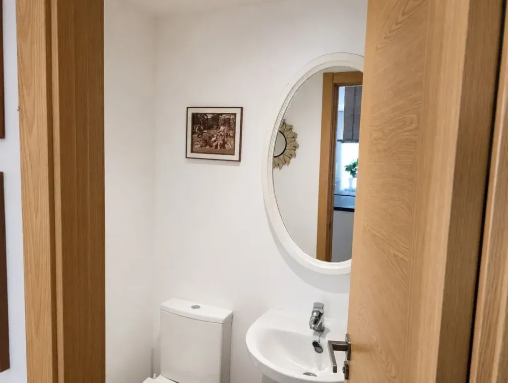 Apartamento de 3 dormitorios con terraza y vistas al mar en Buenas Noches, Estepona