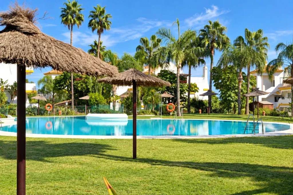Apartamento en planta baja en primera línea de golf en La Cala de Mijas